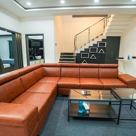 N Cube Serviced Apartments ไฮเดอราบัด ภายนอก รูปภาพ